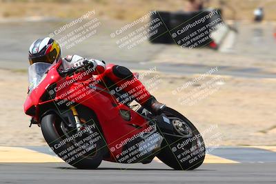 media/Apr-09-2022-SoCal Trackdays (Sat) [[c9e19a26ab]]/Turn 2 (1140am)/